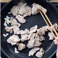 作り方 豚バラキャベツとしめじのオイスター炒め