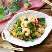 作り方 エビとブロッコリーの中華卵炒め