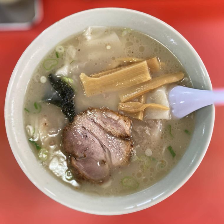 南京千両のワンタンメン