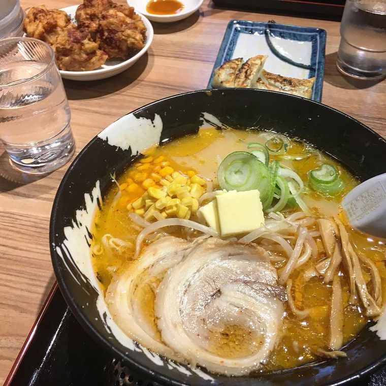 味噌バターコーンラーメン