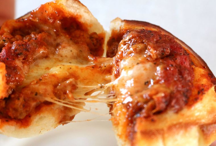 チーズが伸びている