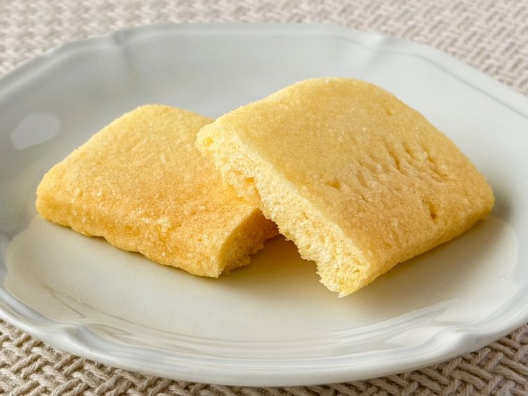 ミルククラシック米菓子の断面