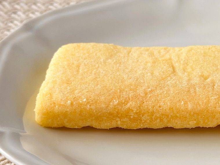 ミルククラシック米菓子の表面