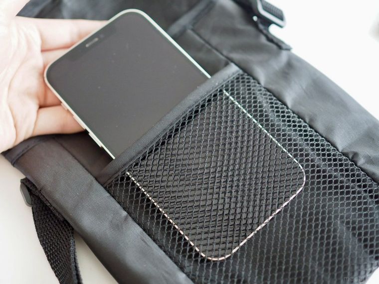 ダイソーモバイルショルダーメッシュバッグ