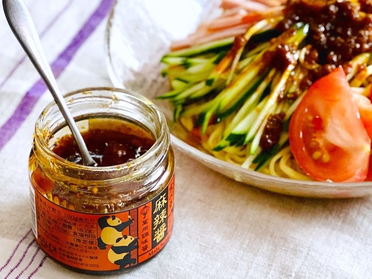 カルディの食べる麻辣醤と冷やし中華