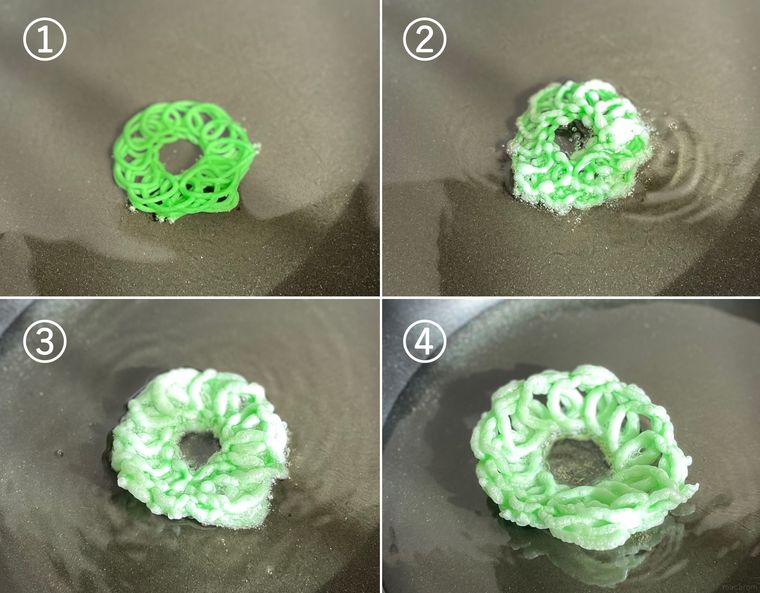 油で揚げたクルプックの変化を4段階で解説