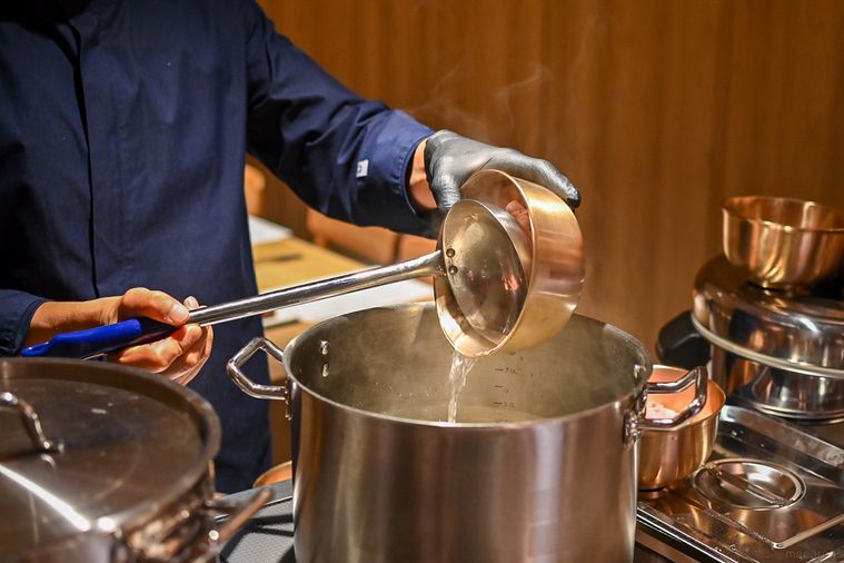 デジコムタンを作っているところ