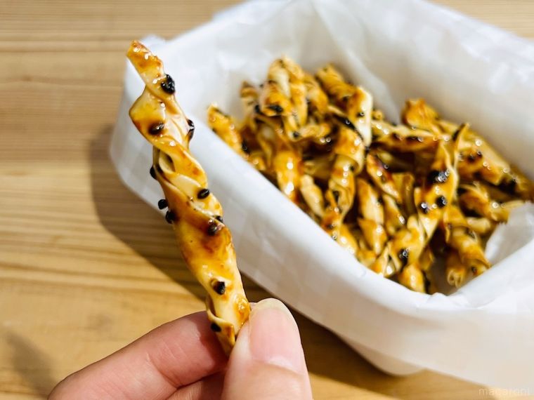 餃子の皮で作ったかりんとう風のお菓子