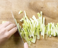 作り方 ブロッコリーの茎ナムル