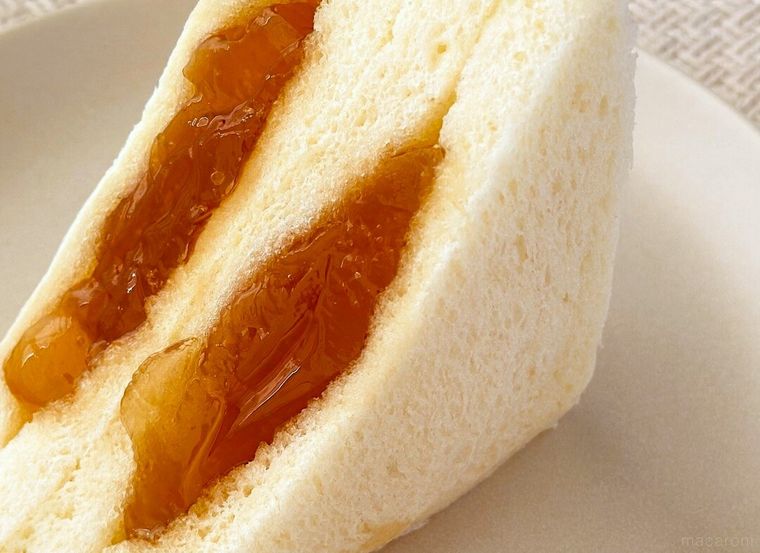 ドン・キホーテはちみつMAXサンドのパン生地とはちみつ