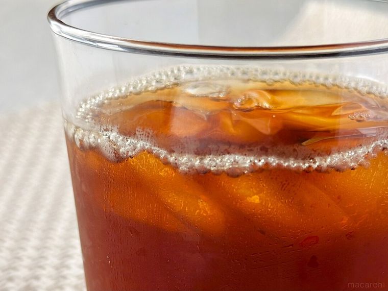 グラスに注いだアイスアールグレイティー