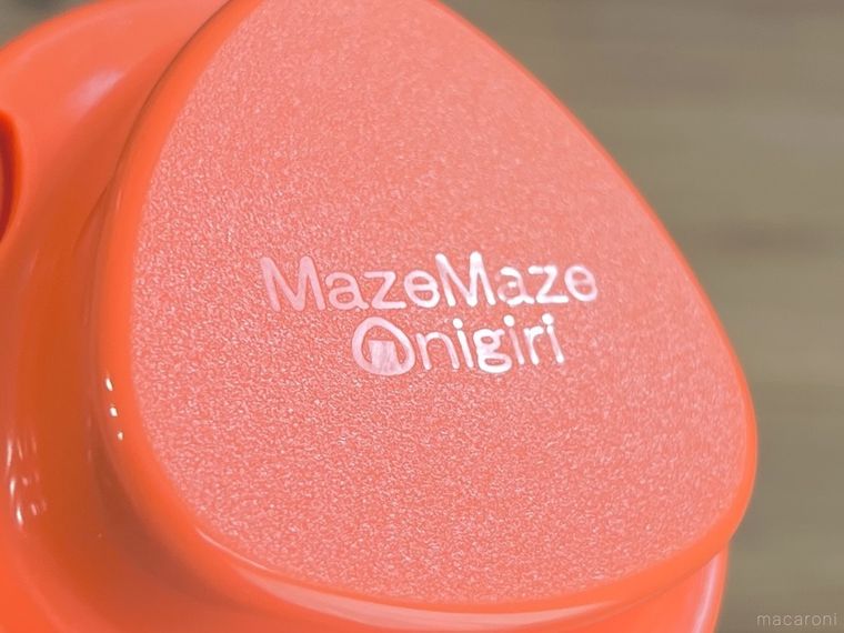 まぜこみおにぎり型のフタ