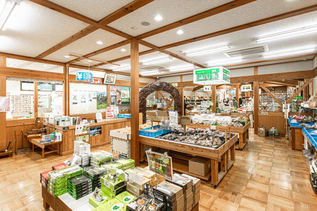 飯高駅の売り場