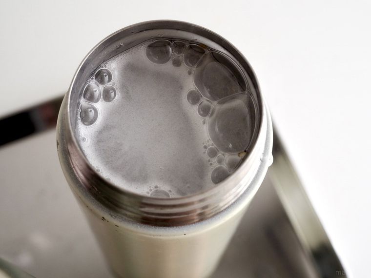 お湯を入れたところ