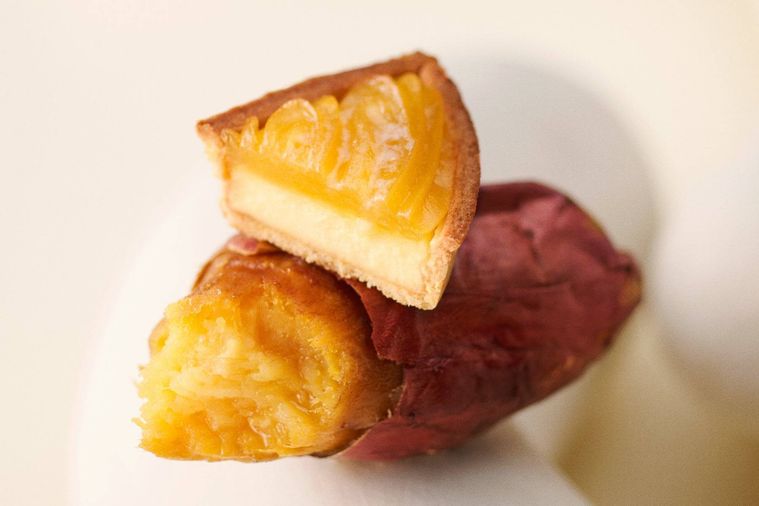 1. 焼きたてタルト おさつバターチーズ