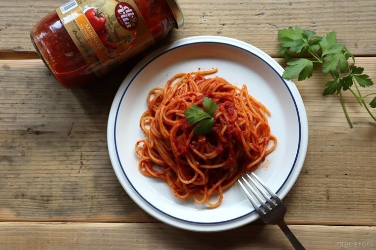  トリノで作ったトマトパスタソースマリナーラで作ったパスタ