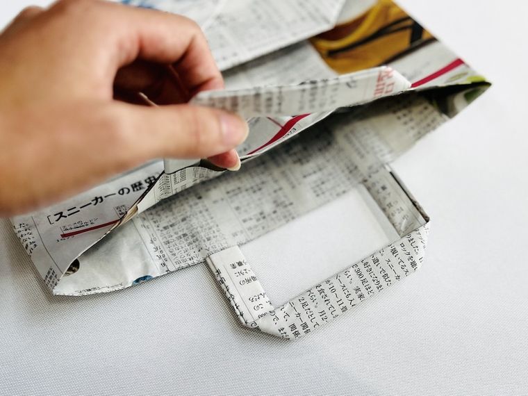 新聞紙で作ったエコバッグ