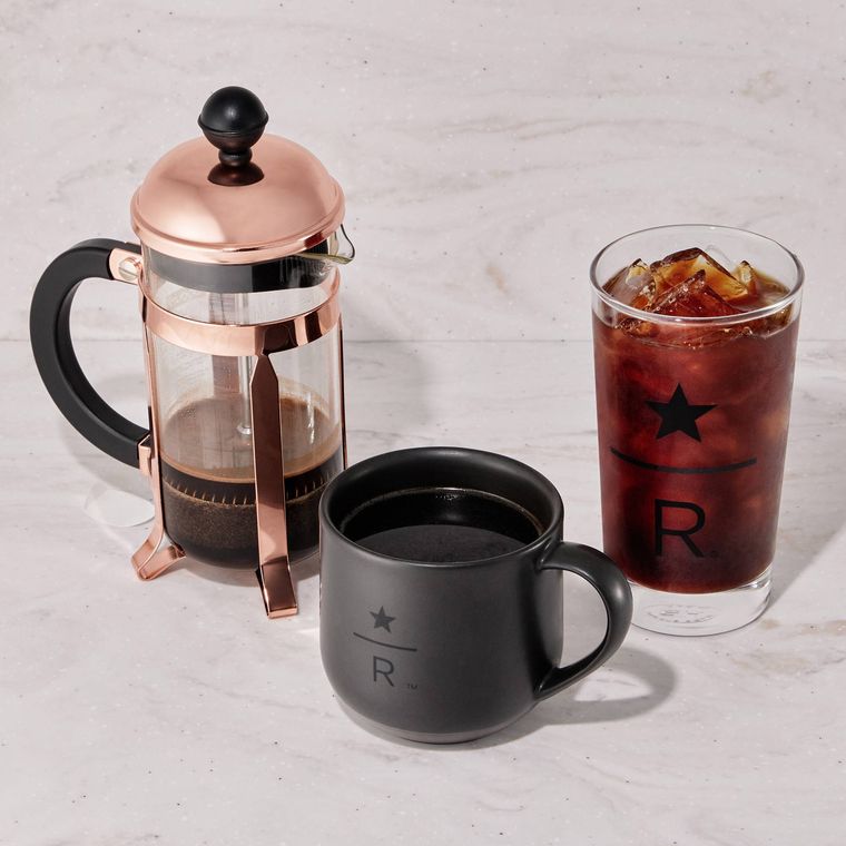 コーヒープレスとコーヒー