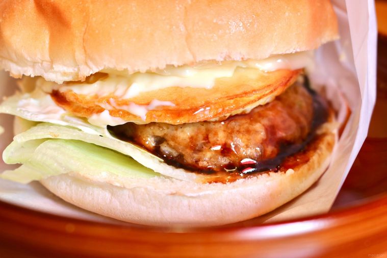 お月見フルムーンてりやきバーガー