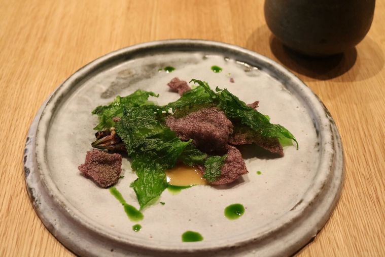 鮎と大葉の料理