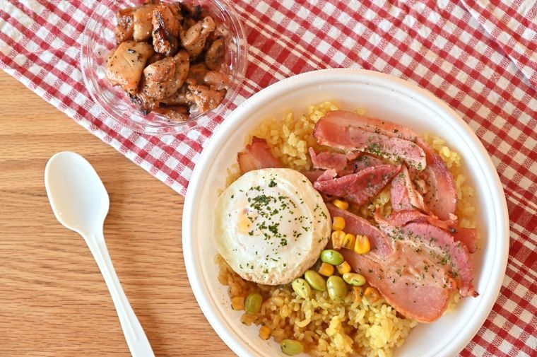 セブンイレブンと西村キャンプ場のコラボ商品2種類