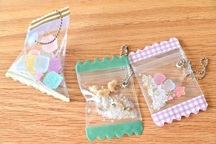 3種類のキャンディーバッグが並んでいる