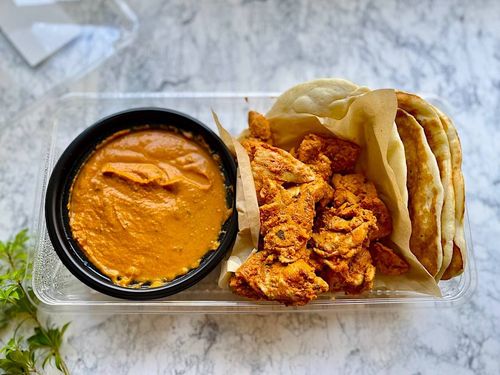 コストコバターチキンカレーが絶品ナンもセットの本格デリが新登場