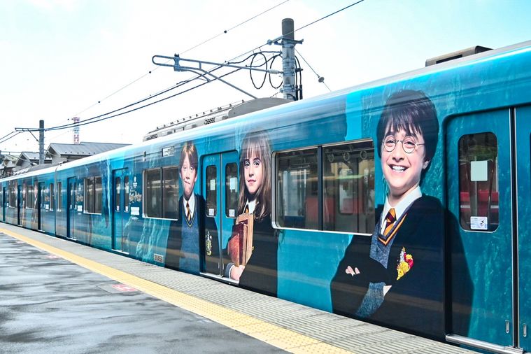 ラッピングされた電車