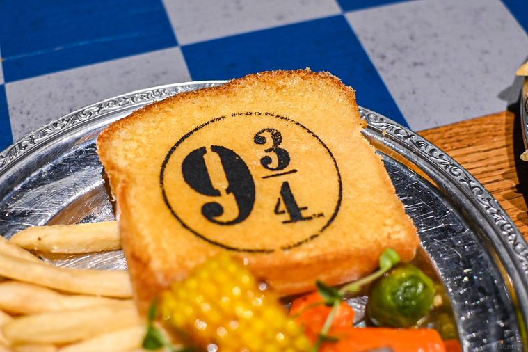 トーストのアップ