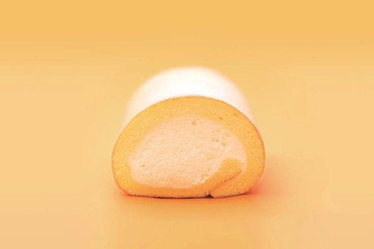 大阪土産に選ばれる絶品スイーツ堂島ロール