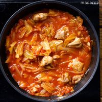 作り方 鶏もも肉とキャベツのトマト煮