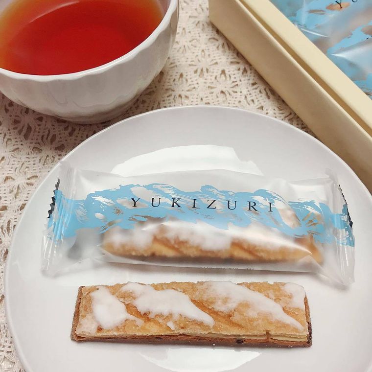 皿に盛り付けられたル・ミュゼ・ドゥ・アッシュのYUKIZURI