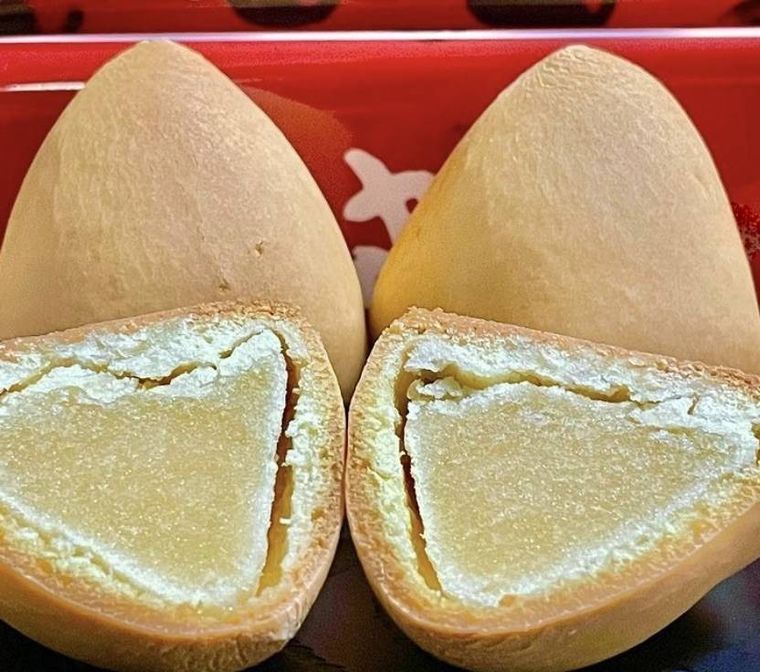 ふたつ並んだ灸まん