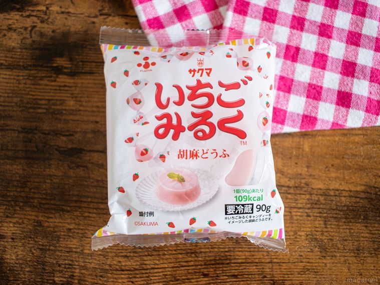 ふじや食品いちごみるく胡麻どうふのパッケージ