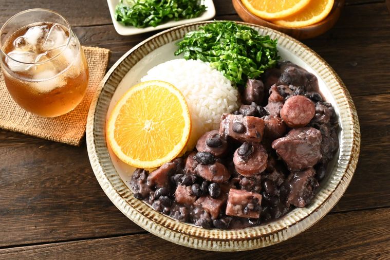 ブラジルの定番煮込み料理。フェイジョアーダの作り方