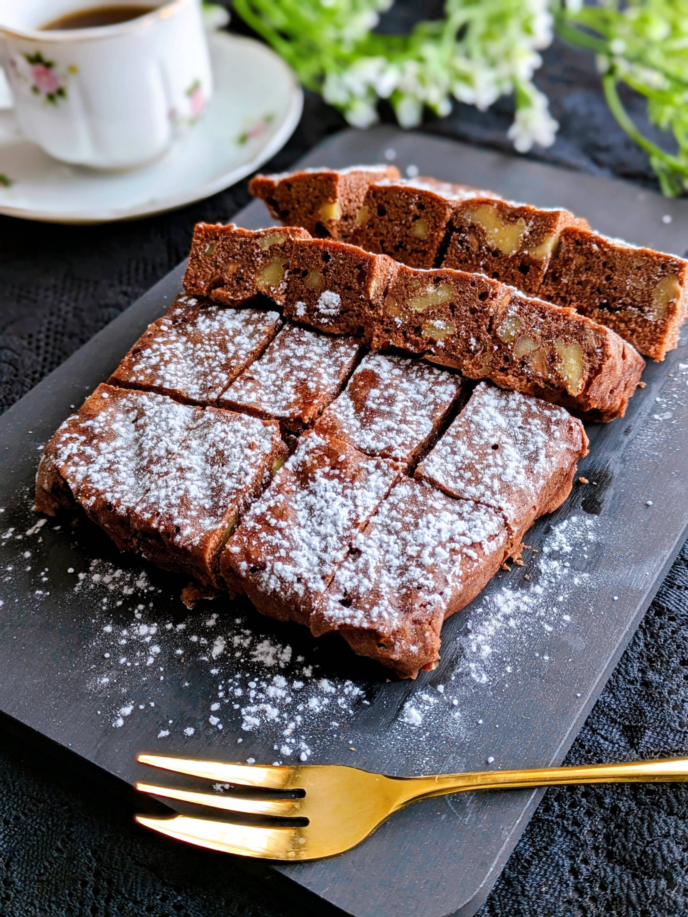 レンジで3分！お手軽ザクふわブラウニー - macaroni