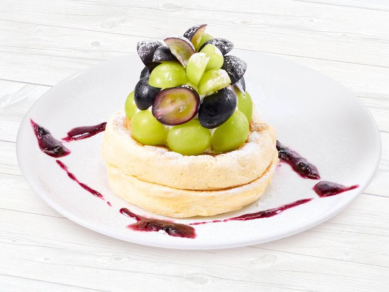 1. 2色のぶどうのリコッタパンケーキ