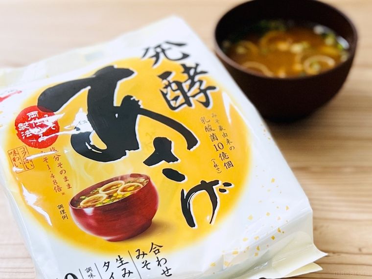 発酵あさげのパッケージとお椀に入った発酵あさげ