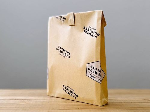 お菓子の包装紙は捨てないでおしゃれバッグにリメイクする方法