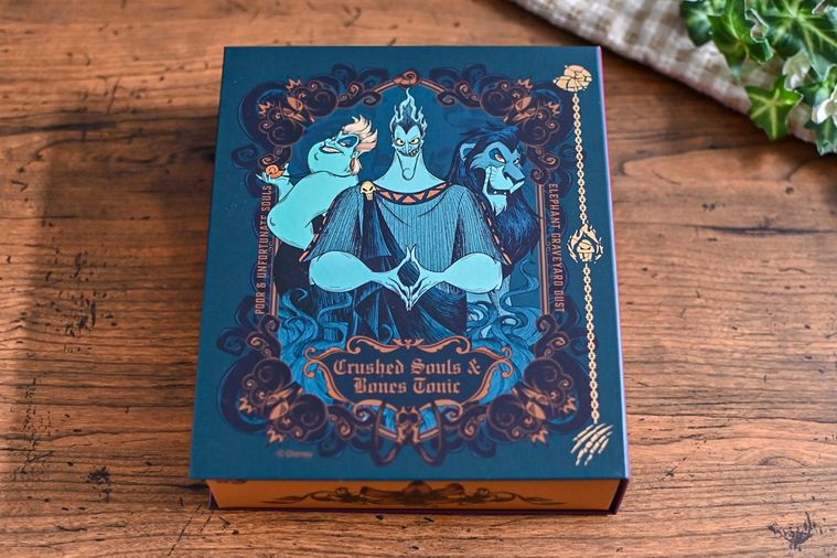 本型のお菓子のパッケージ