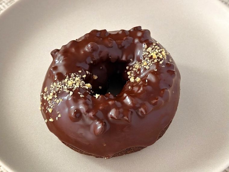 袋から取り出したブラックサンダーチョコレート