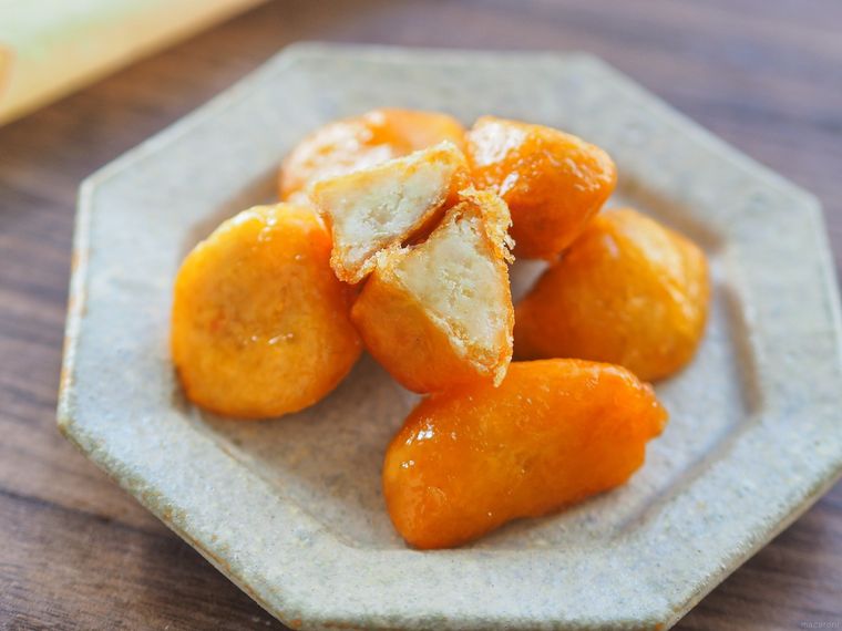 調理してお皿に盛り付けた中華ポテト