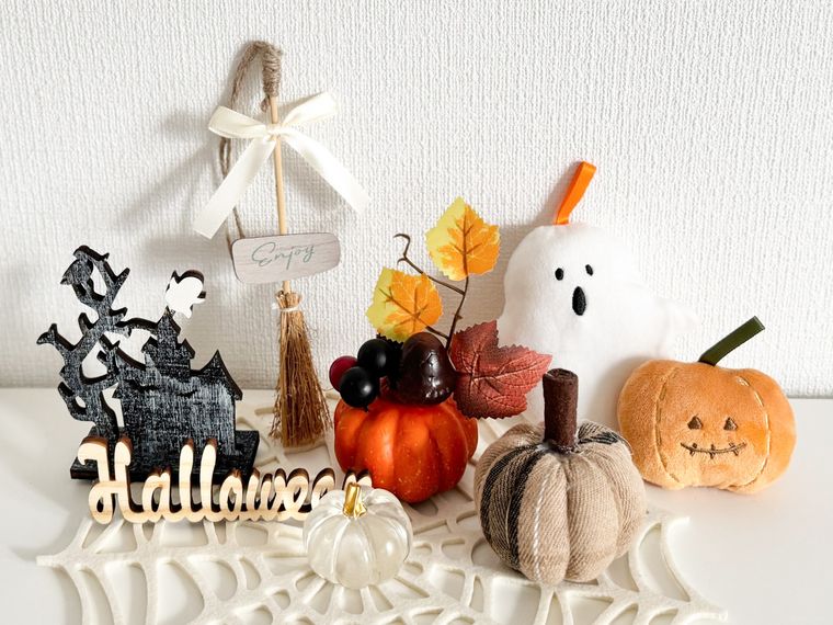 セリアのアイテムで飾り付けたハロウィンのデコレーション