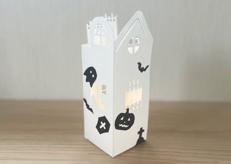 牛乳パックで作ったハロウィンランタン