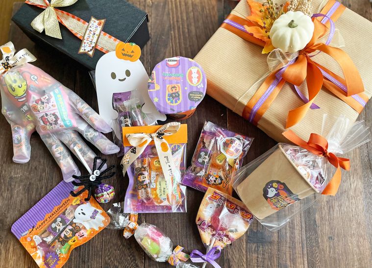 たくさんのハロウィンラッピングが集合した写真