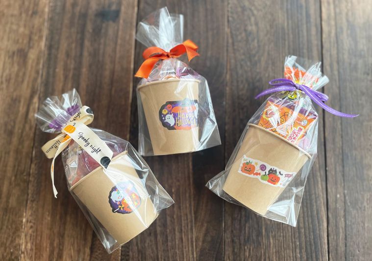 紙コップを使ったハロウィンラッピング