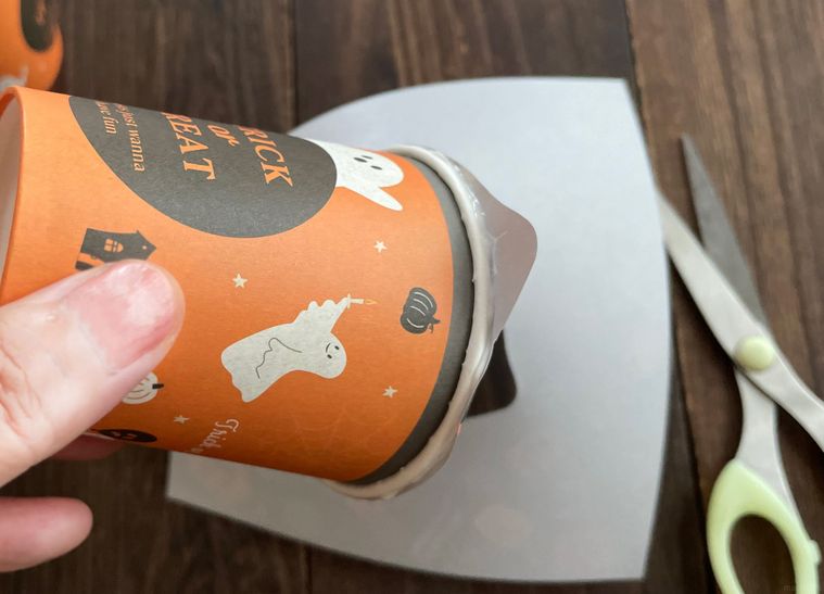 蓋付き紙コップラッピングの作り方を解説