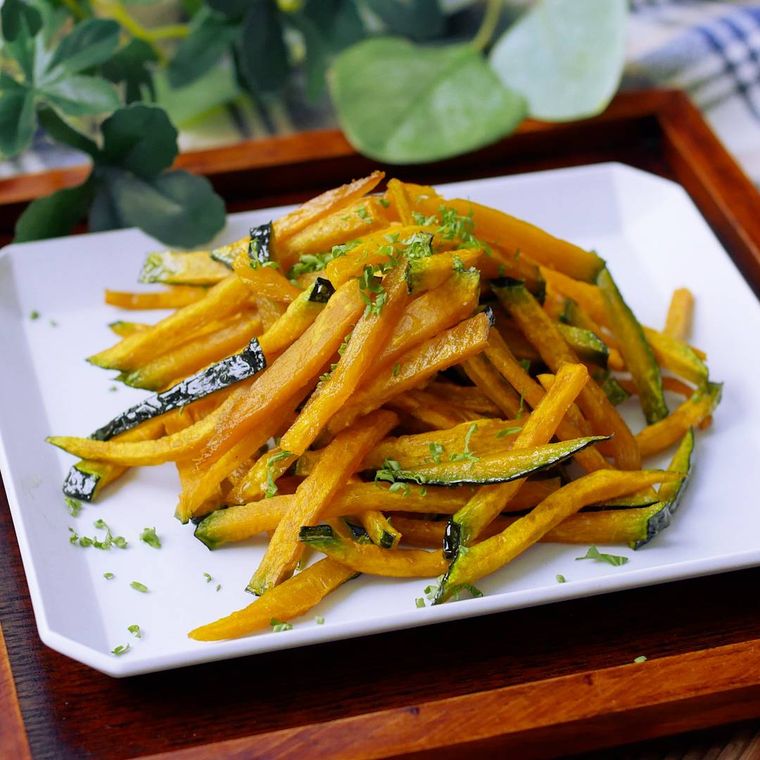 おつまみにもおやつにも素揚げスティックかぼちゃ