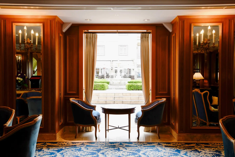 ロビーラウンジ ラ・テラスの店内画像