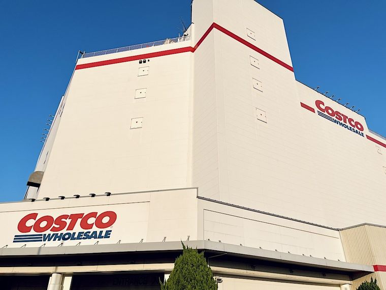 コストコ幕張倉庫店の外観